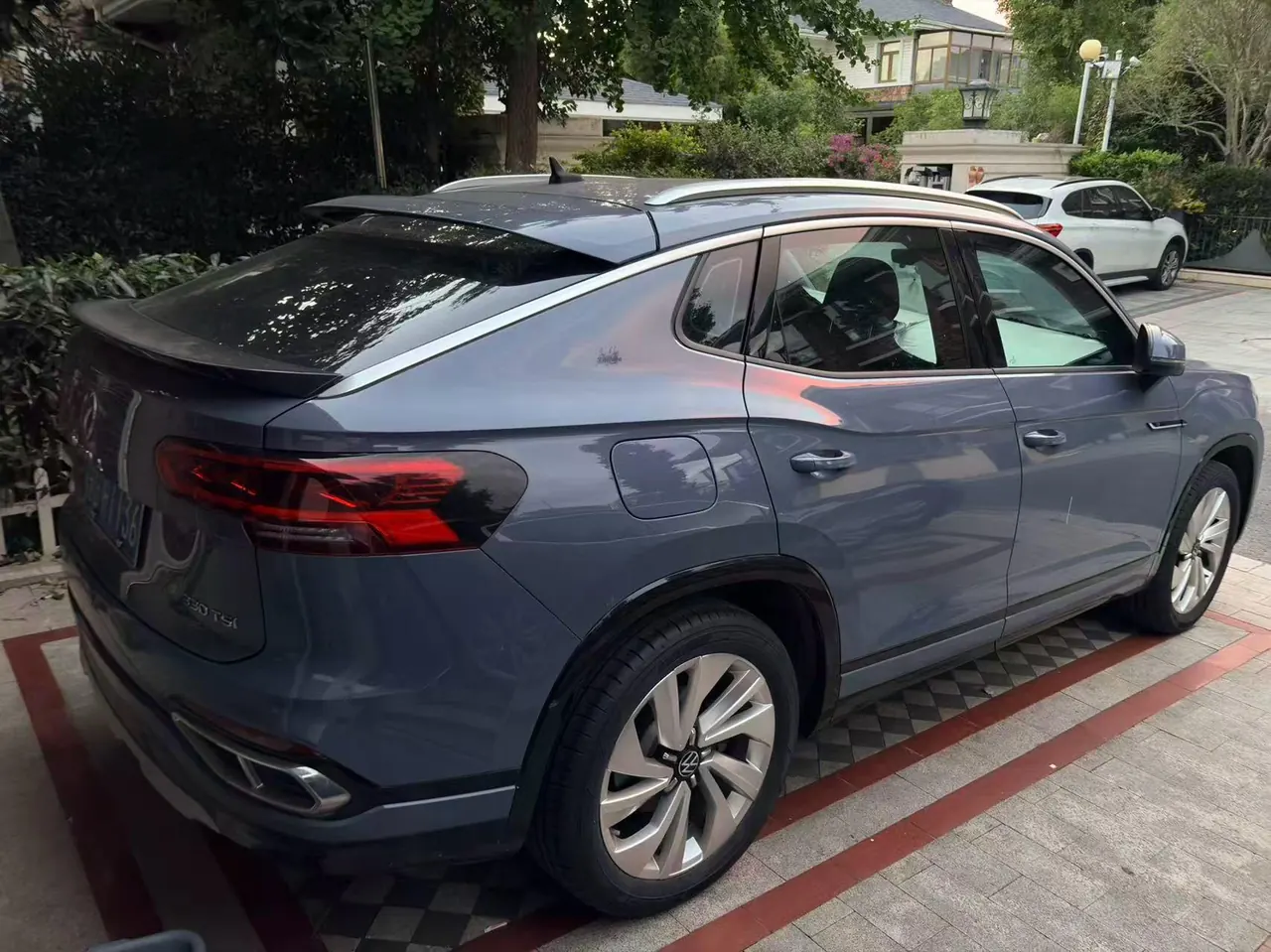 Volkswagen 2020 Tanyue X 2.0TSI 330TSI Two-Drive Flagship Zhilian Edition Automatic Gear 5