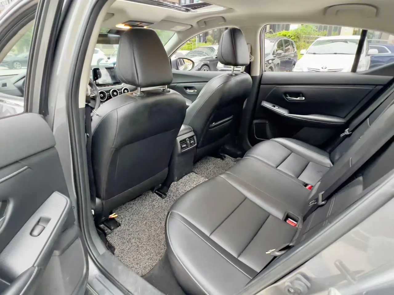 Nissan 2021 Sylphy 1.6 Stepless XL Pleasant Edition Automatic Gear 5