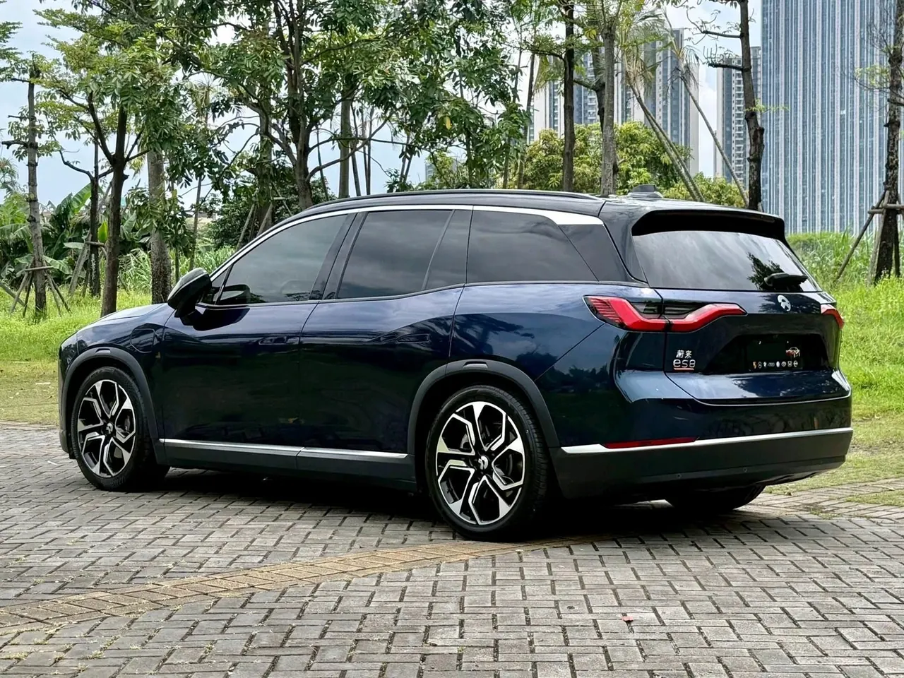 NIO 2020 ES8 Signature Edition 580KM 6-seat Automatic Gear 6