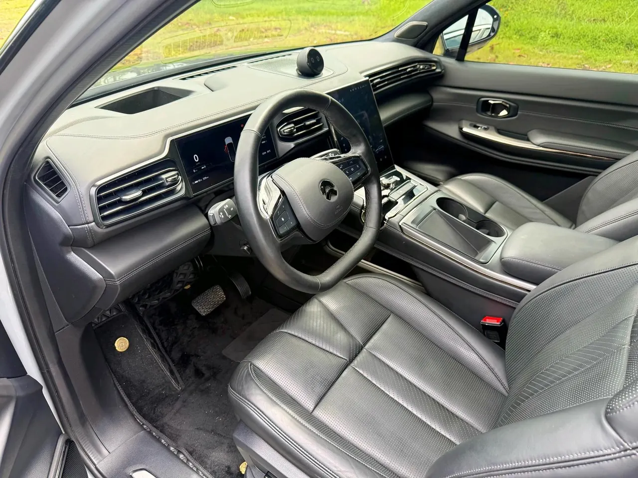 NIO 2020 ES8 Signature Edition 580KM 6-seat Automatic Gear 8