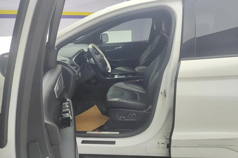 Ford 2020 Ruijie 2.0T EcoBoost 12250.00g Drive ST-Line Automatic Gear 3