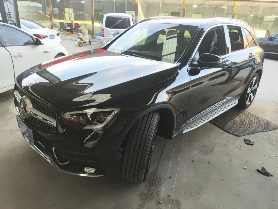 Open image lightbox: Mercedes Benz 2020 GLC 300 L 4MATIC 2.0T Luxury (Modified) Automatic Gear