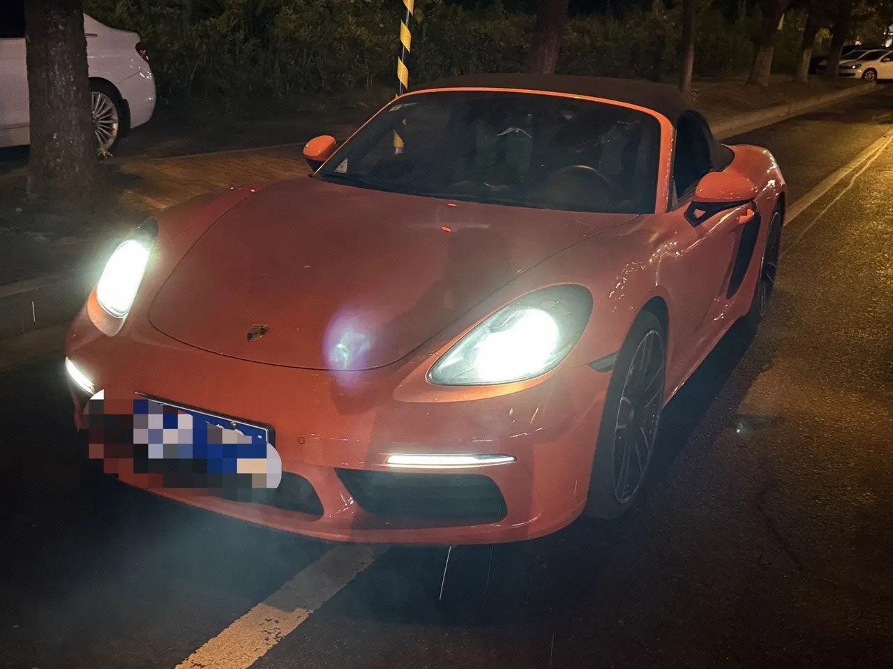 Porsche 718 (Imported) 2020 718 Boxer 2.0T Automatic - View 1