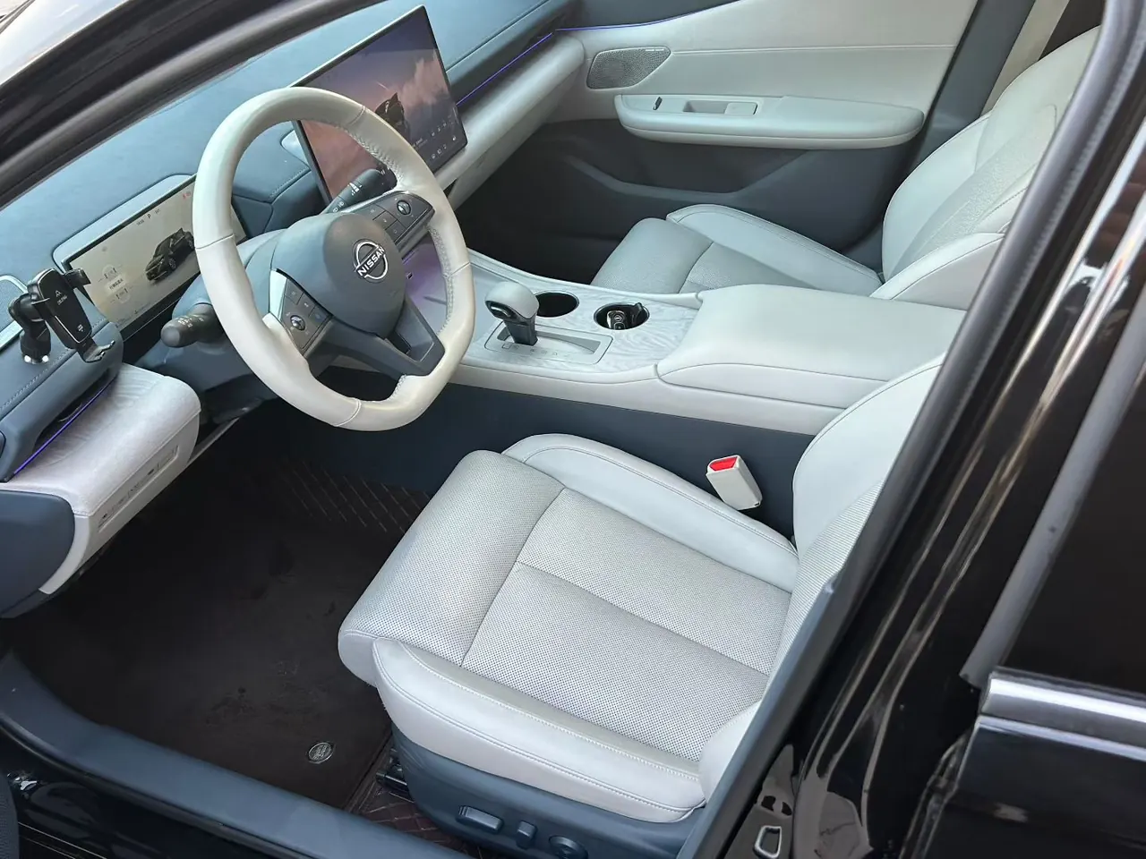 Nissan 2026 Teana 2.0 Stepless Hongmeng Cockpit Intelligent Super Comfortable Automatic Gear 6