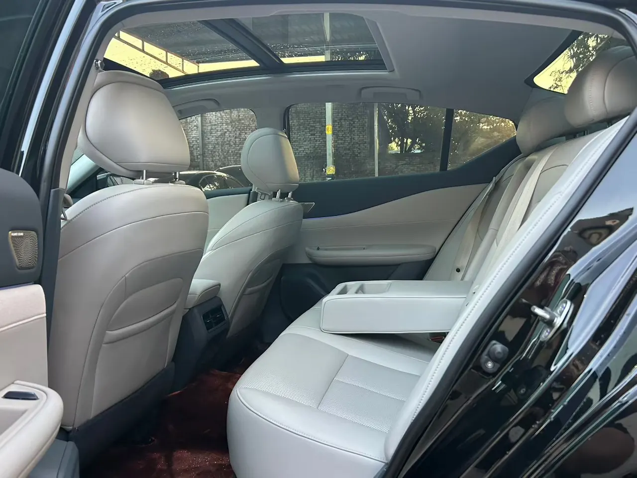 Nissan 2026 Teana 2.0 Stepless Hongmeng Cockpit Intelligent Super Comfortable Automatic Gear 8