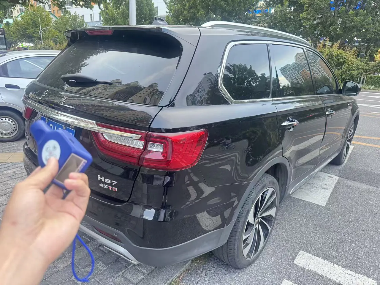 HongQi 2021 HS7 48V 2.0T Two-Drive Smart Flag Chang Edition Automatic Gear 5