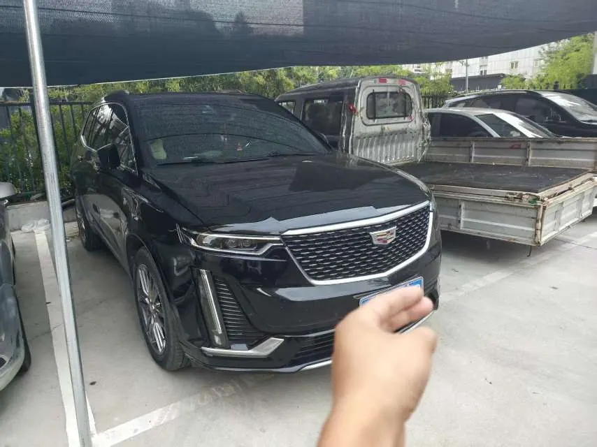 Cadillac 2021 XT6 2.0T 28T 7-seat four-wheel drive luxury automatic gear 2