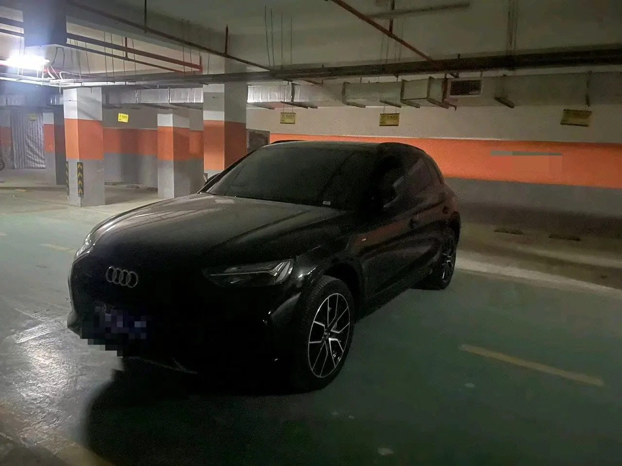 Open image lightbox: Audi 2026 Q5L 2.0TFSI 40TFSI 45th Anniversary Collection Edition Quattro Deluxe Dynamic Automatic