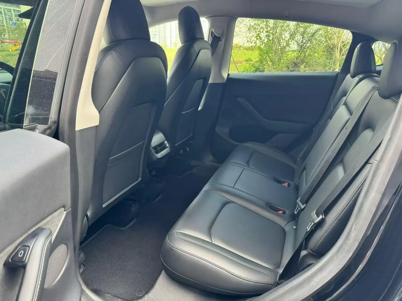 Tesla 2021 Model Y Standard Endurance Rear Drive Automatic Gear 3