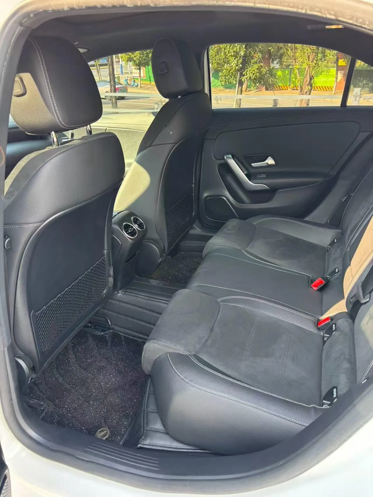 Mercedes Benz Class A 2021 A 200 L 1.3T Dynamic Automatic 5