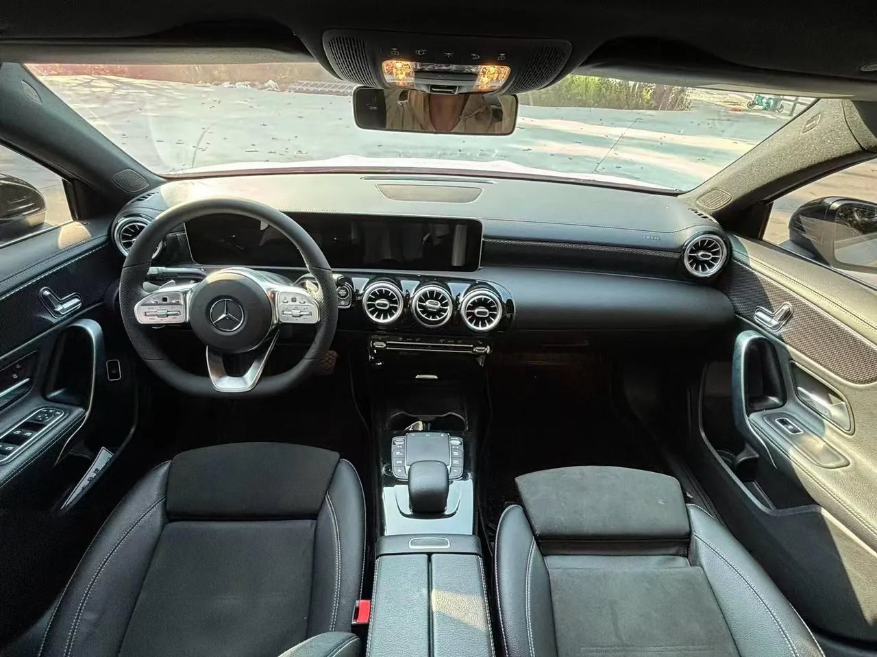Mercedes Benz Class A 2021 A 200 L 1.3T Dynamic Automatic 6