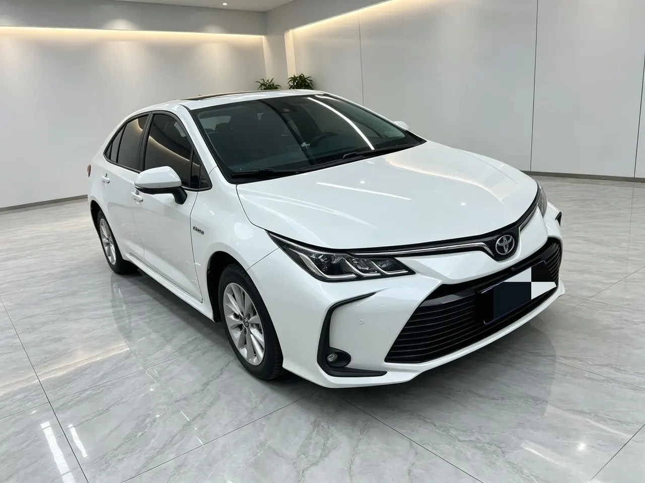 Toyota 2021 Corolla Double Engine 1.8 Stepless Elite Automatic Gear 2