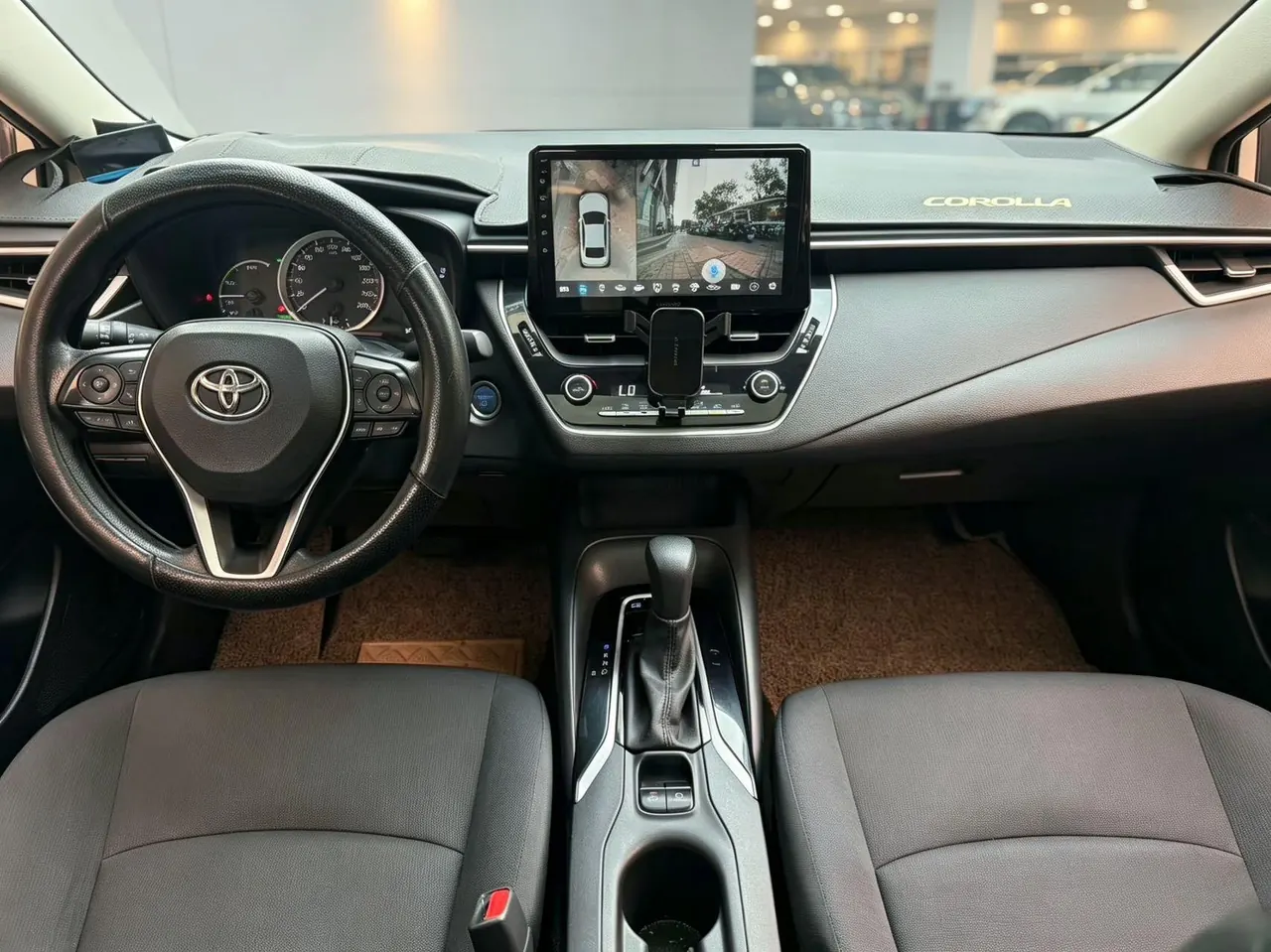 Toyota 2021 Corolla Double Engine 1.8 Stepless Elite Automatic Gear 3