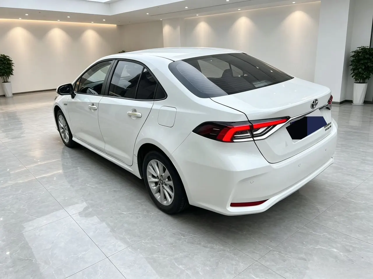 Toyota 2021 Corolla Double Engine 1.8 Stepless Elite Automatic Gear 9