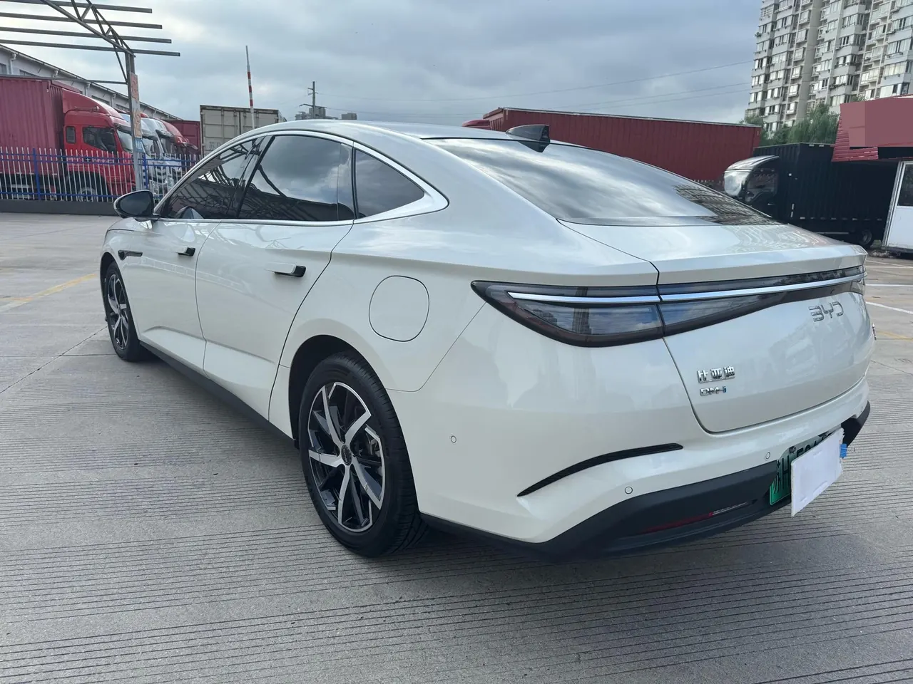 BYD 2026 Seal 07 DM-i 1.5T CVT 230km Flagship Automatic 3