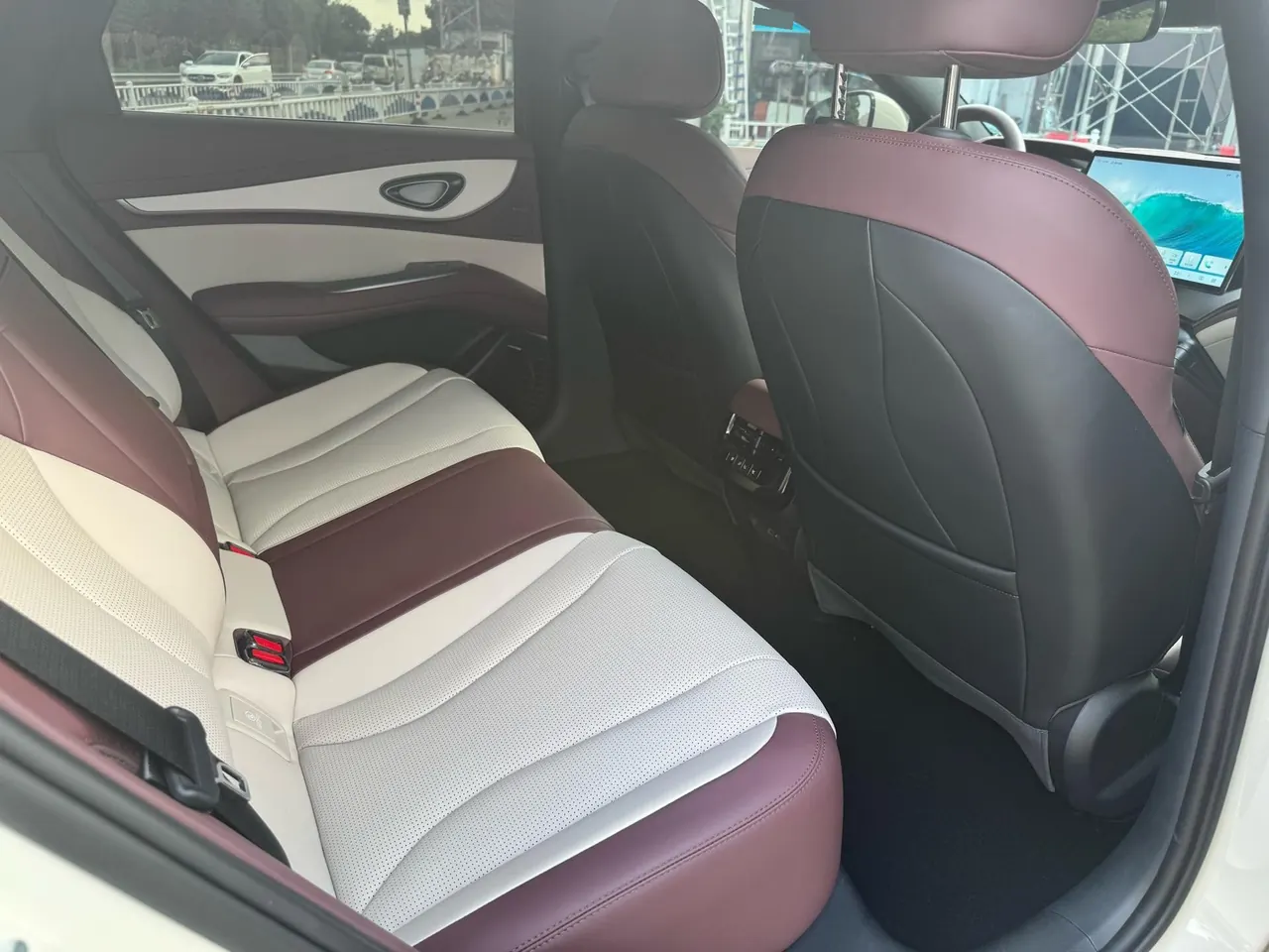 BYD 2026 Seal 07 DM-i 1.5T CVT 230km Flagship Automatic 7