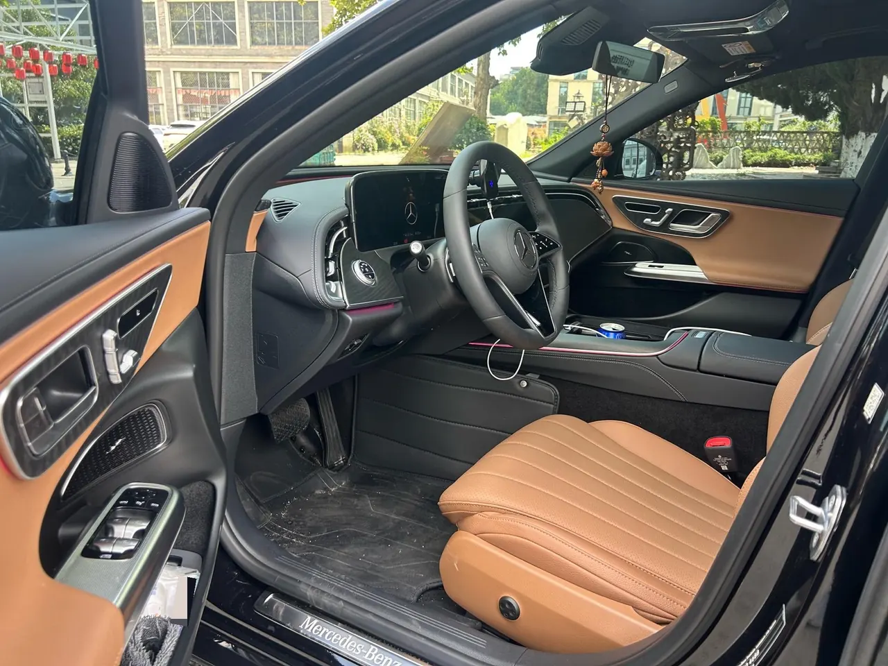 Mercedes Benz E Class 2026 E 260 L 48V 2.0T Classic Automatic Gear 2