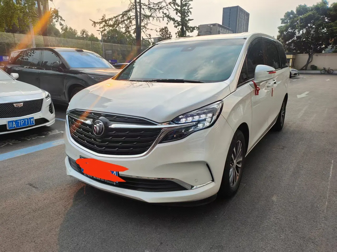 Open image lightbox: Buick 2021 GL8 ES Lu Zun 2.0T 653T Comfortable Automatic Gear