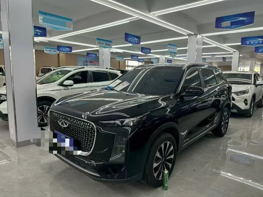 Chery 2025 Tiggo 8 PLUS 1.6TGDI 290TGDI Luxury Automatic Gear - View 1