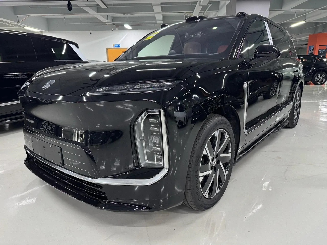 NIO 2026 ES 9 102kWh Executive Island Deluxe Automatic Gear - View 1