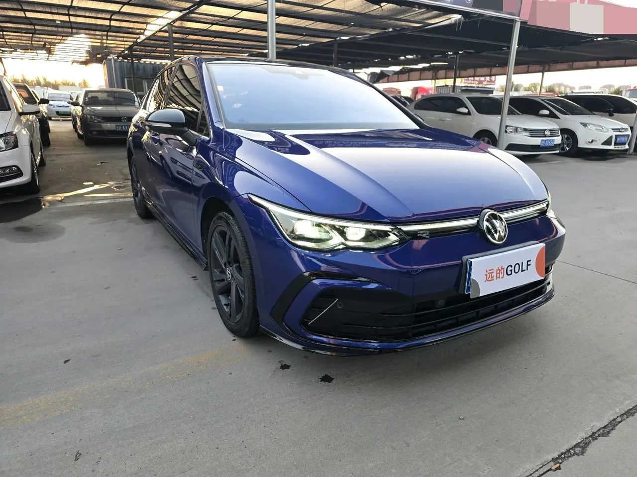 Volkswagen 2021 Golf 8 R-Line 1.4TSI 280TSI Automatic 3