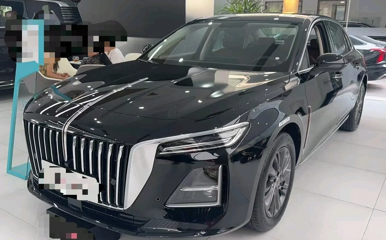 Open image lightbox: HongQi 2026 H5 1.5T Flag Rhyme Pro Edition Automatic Gear