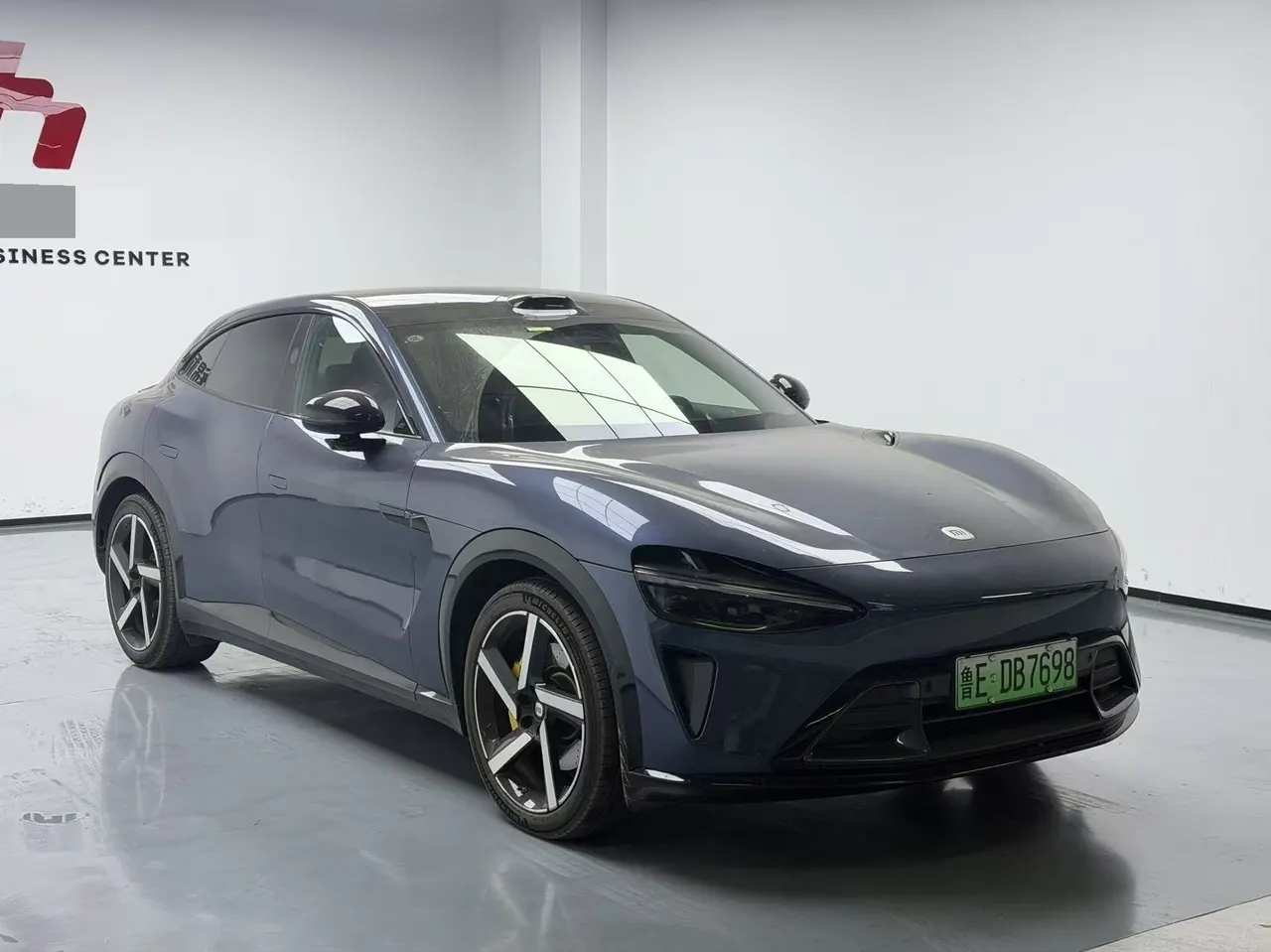 MI 2025 YU7 Long Endurance High Performance Four-wheel Drive Max Edition Automatic Gear 3