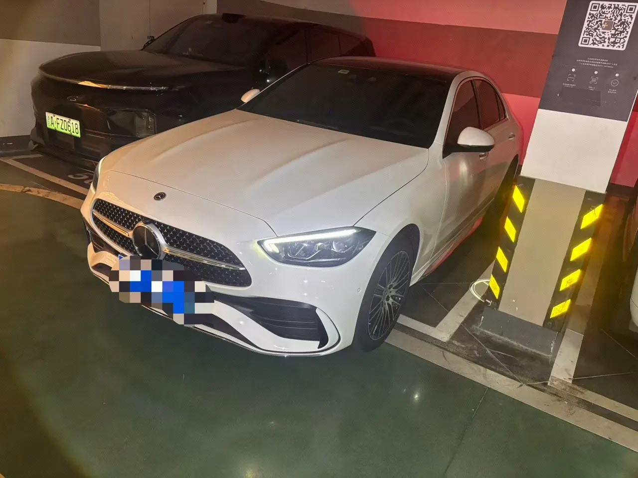 打开图片灯箱:Mercedes Benz Class C 2026 C 260 L 48V 2.0T Sports Edition Automatic Gear