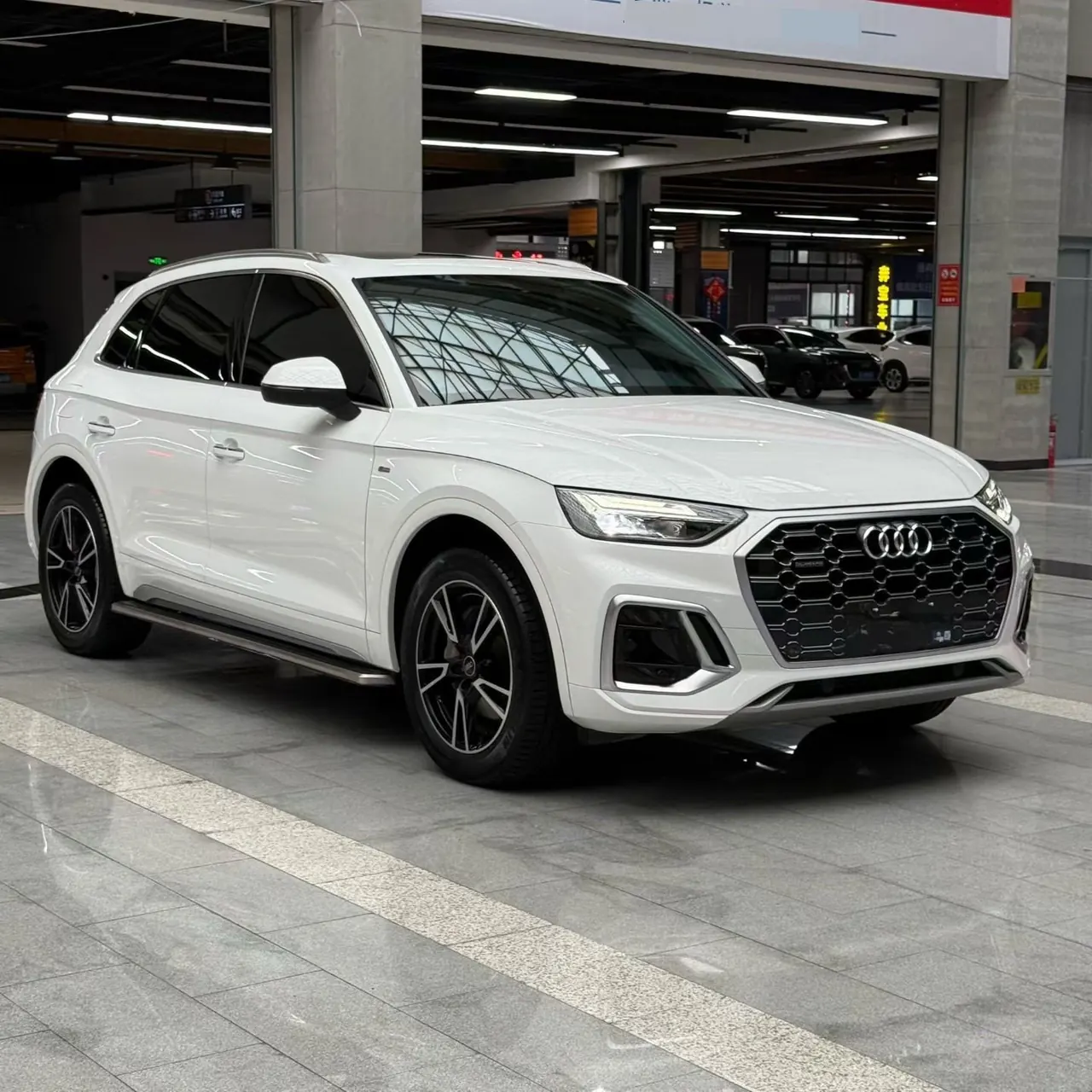 Audi 2022 Q5L 2.0TFSI 40TFSI Fashion Dynamic Automatic 2