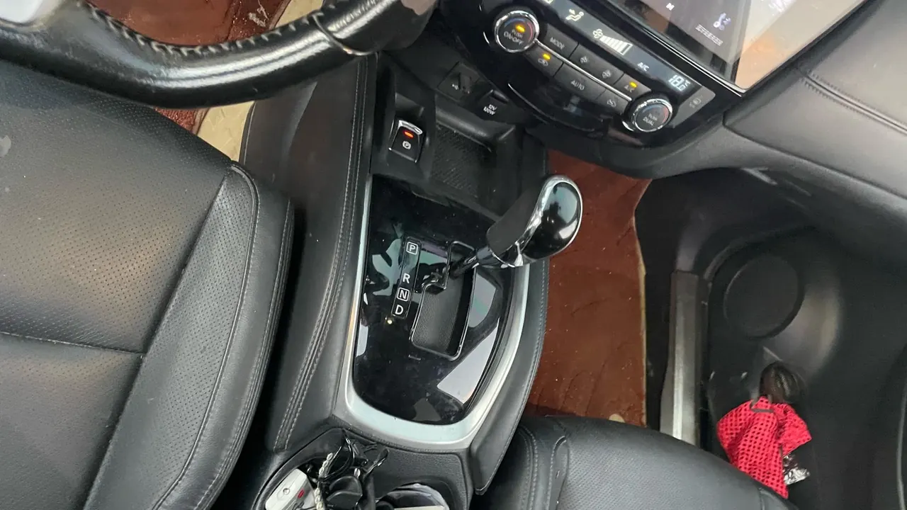 Nissan 2021 Qijun 2.0 Stepless XL ITS Two-Drive Comfortable Commemorative Automatic Gear 3