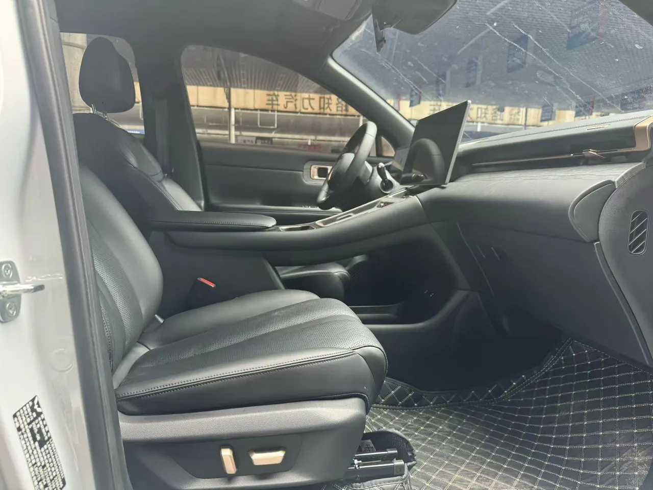 WuLing 2025 Starlight S 1.5 Stepless 130km Flagship Automatic Gear 3