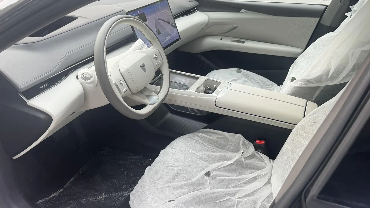 ChangAn Deepal 2026 L 07 550Max Huawei Gankun Zhijia ADS SE Edition Automatic Gear 4
