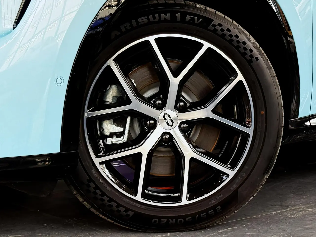 AITO 2026 AITO M6 Ultra 4WD Edition Automatic Gear 6