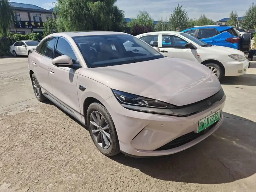 BYD 2025 Qin L EV 545KM Exceed automatic gear 2