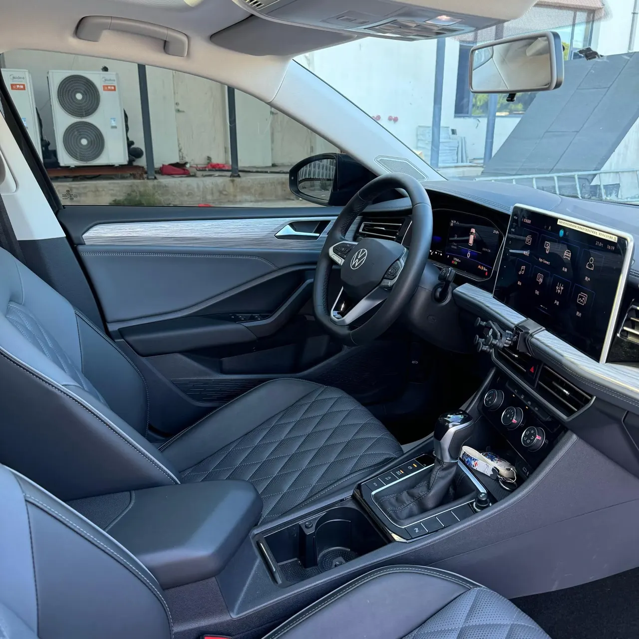 Volkswagen 2025 Sagittarius 1.5TSI 300TSI Exceed Edition (Modified) Automatic Gear 9