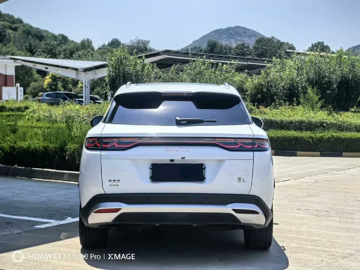 BYD 2024 Song L DM-i 1.5 Stepless 160km Excellent Automatic Transmission 3