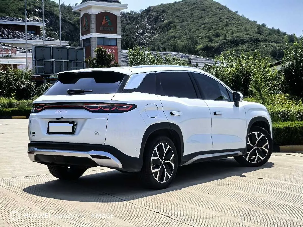 BYD 2024 Song L DM-i 1.5 Stepless 160km Excellent Automatic Transmission 4