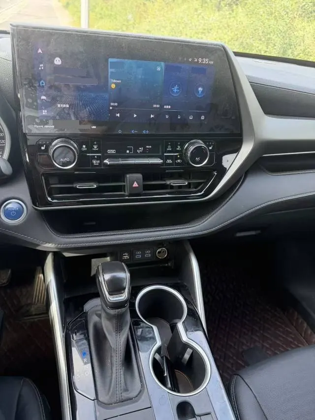 Toyota 2022 Highlander Dual Engine 2.5 Stepless Four-wheel Drive Premium Edition 7-seat Automatic Gear 6