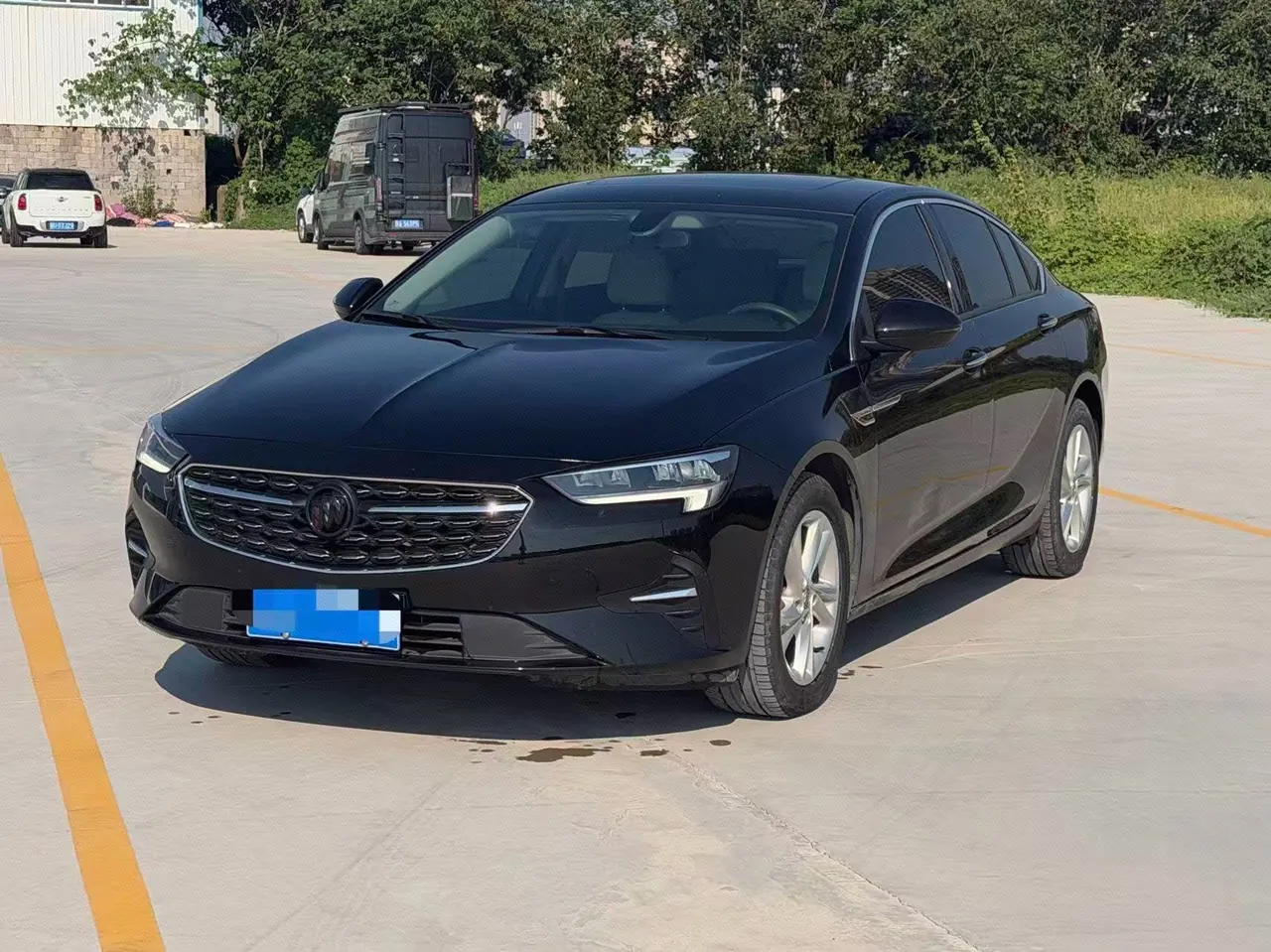 Buick 2022 Regal 1.5T 552T Smart Automatic Gear - View 1