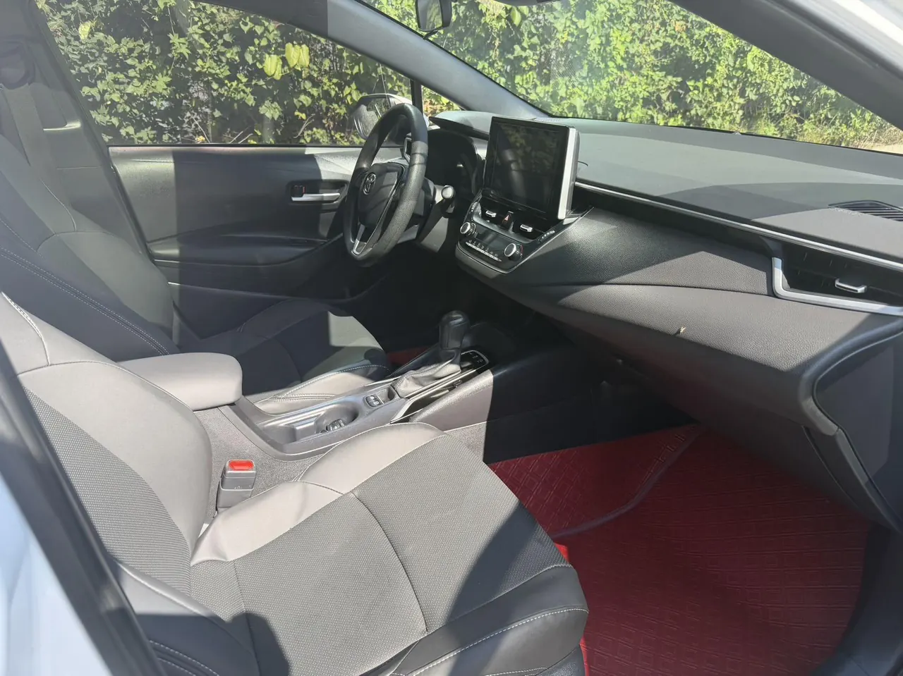 Toyota 2022 Lei Ling 1.2T Stepless 185T Deluxe Automatic Gear 13