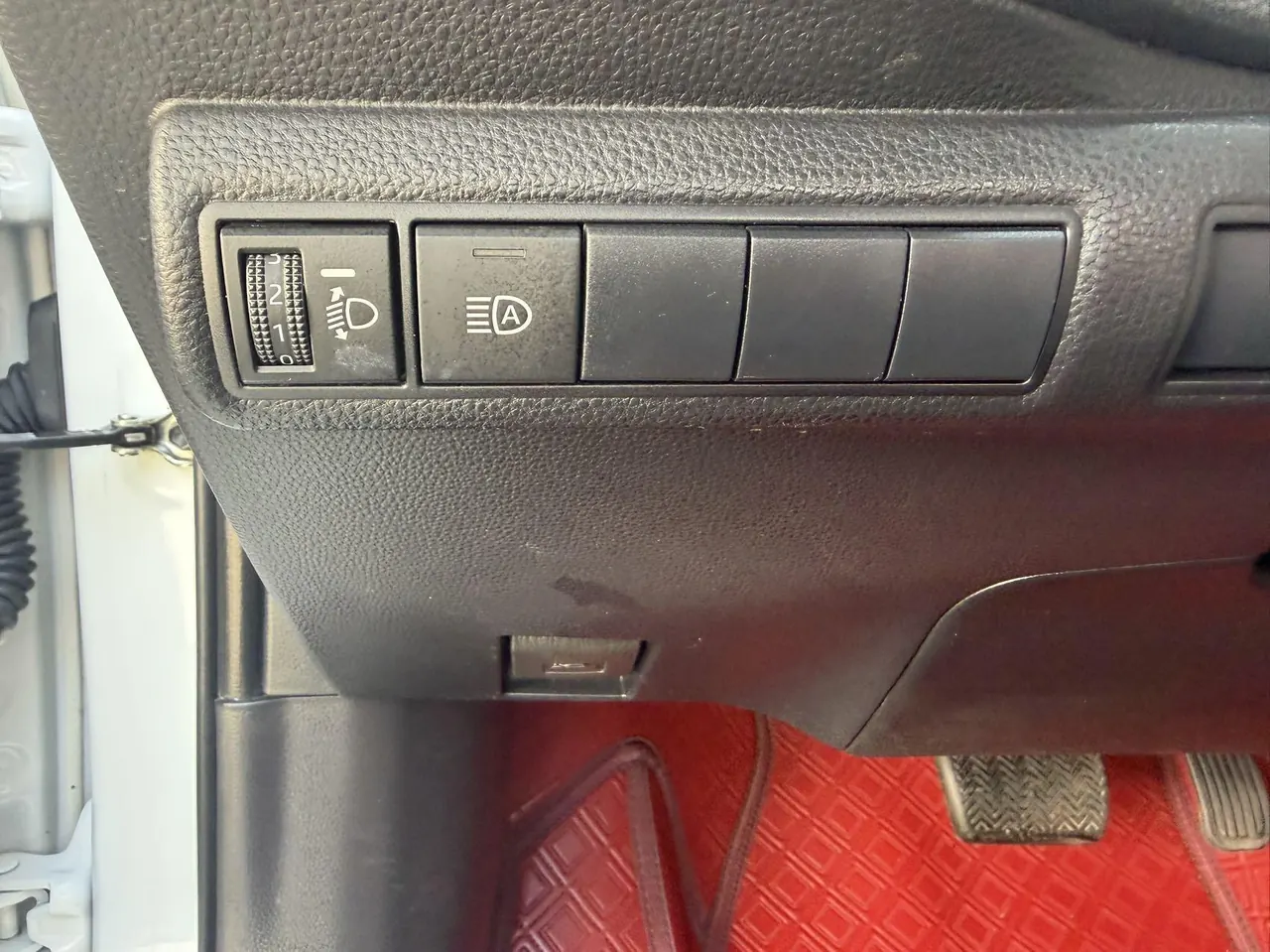 Toyota 2022 Lei Ling 1.2T Stepless 185T Deluxe Automatic Gear 17
