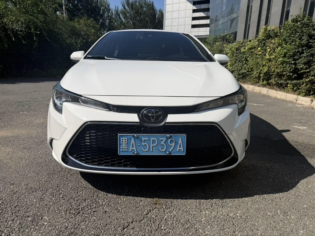 Toyota 2022 Lei Ling 1.2T Stepless 185T Deluxe Automatic Gear 3