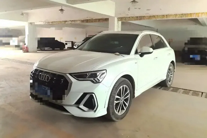 Open image lightbox: Audi 2022 Q3 1.4TFSI 35TFSI Aggressive Dynamic Automatic
