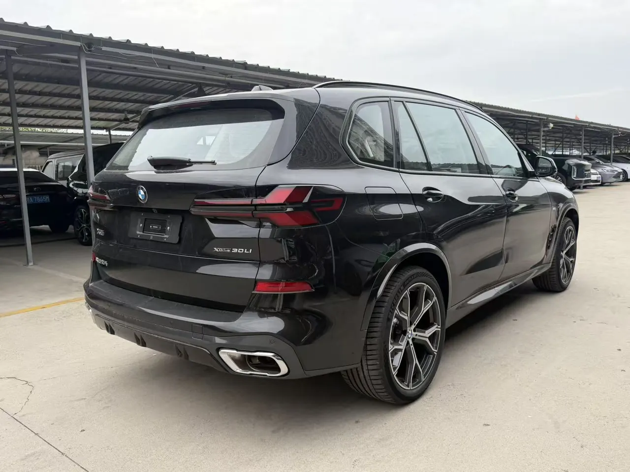BMW 2026 X5 xDrive30Li 48V 2.0T exclusive m sports obsidian night suit (modified) automatic gear 9
