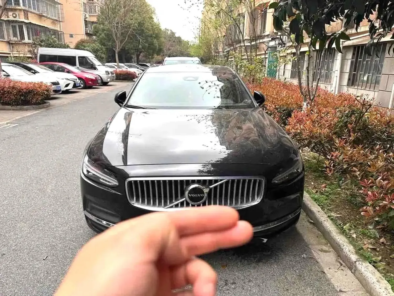 Volvo 2024 S90 48V 2.0T B5 Zhiyuan Deluxe Edition Automatic Gear 2