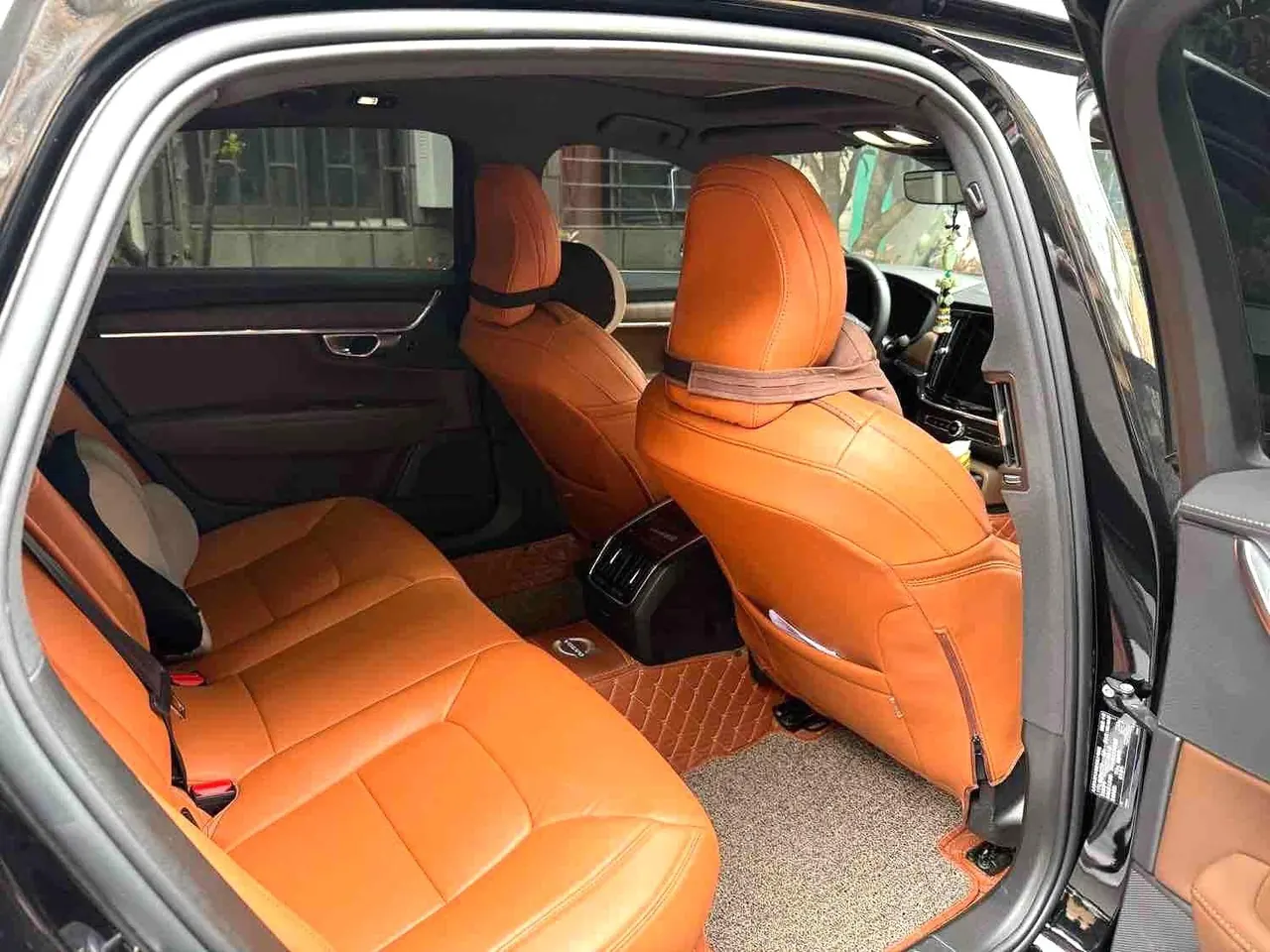 Volvo 2024 S90 48V 2.0T B5 Zhiyuan Deluxe Edition Automatic Gear 5