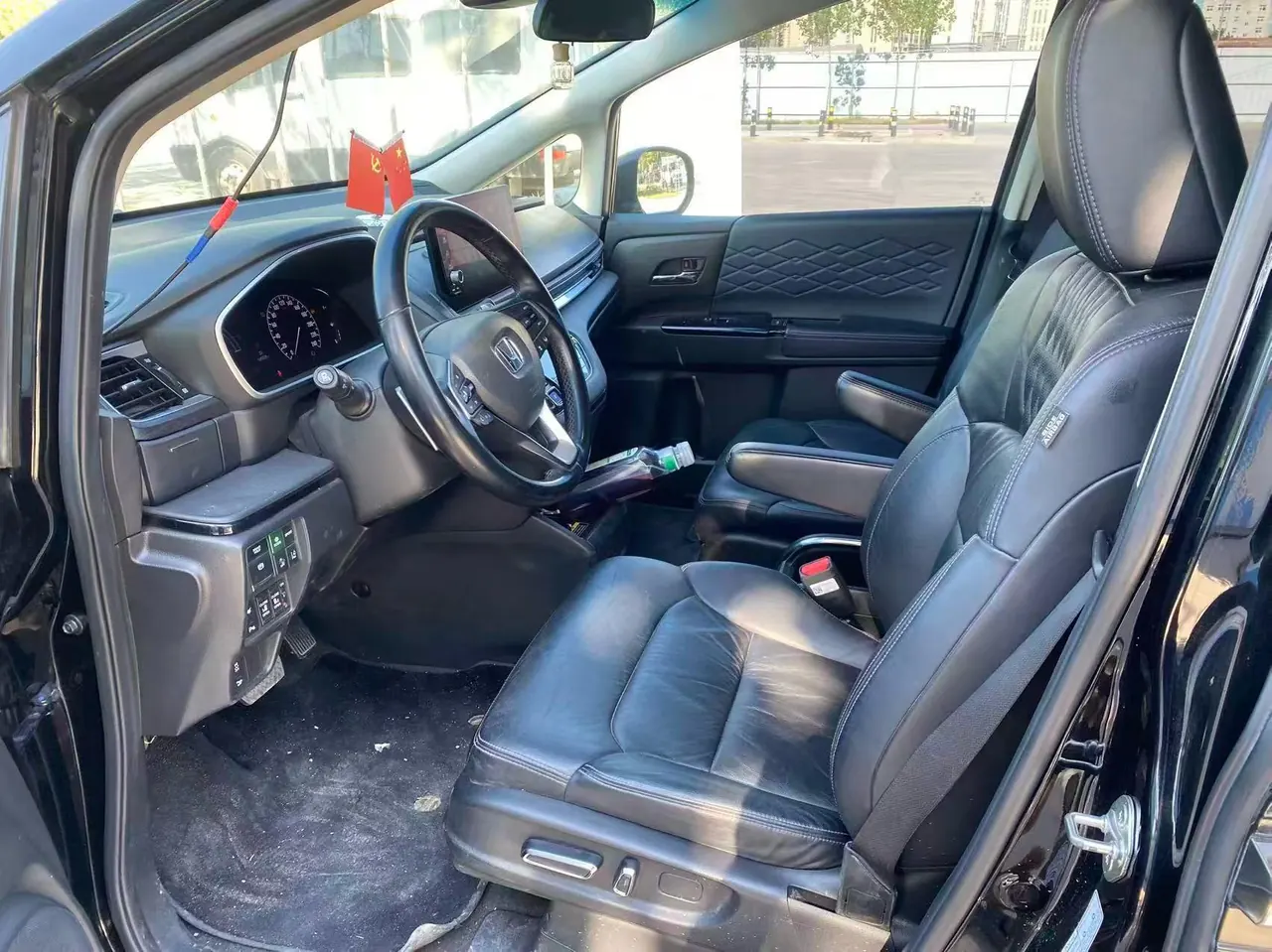 Honda 2022 Ailishen Hybrid 2.0 Stepless Deluxe Automatic Gear 5