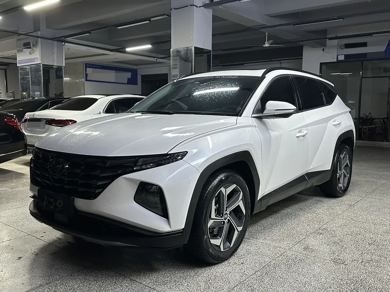 Hyundai 2022 Tousheng L 1.5T LUX Premium N Line Automatic - View 1