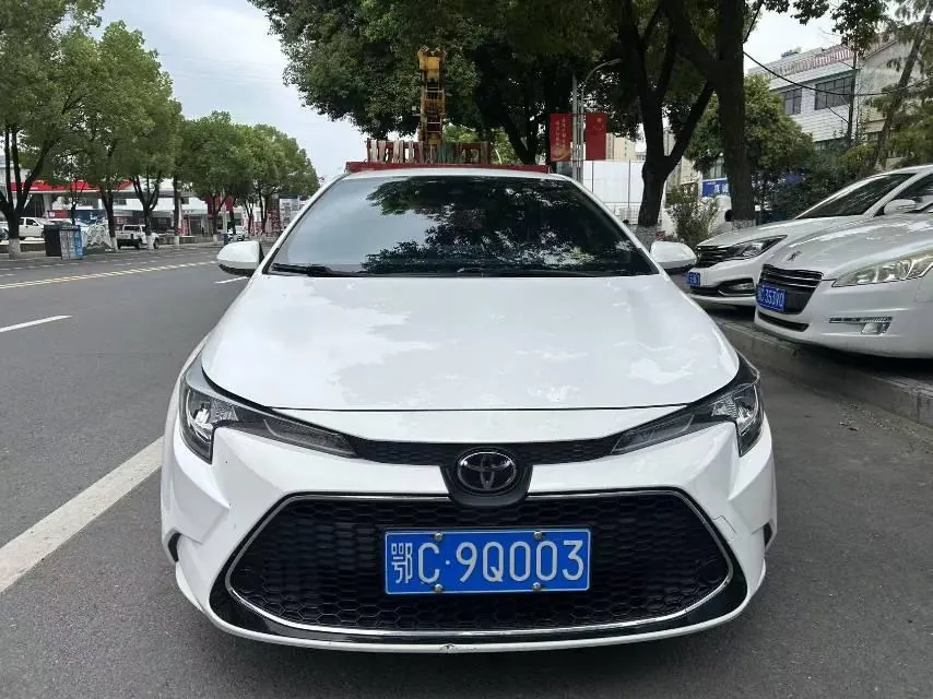 Toyota 2022 Lei Ling 1.2T Stepless 185T Deluxe Automatic Gear 2