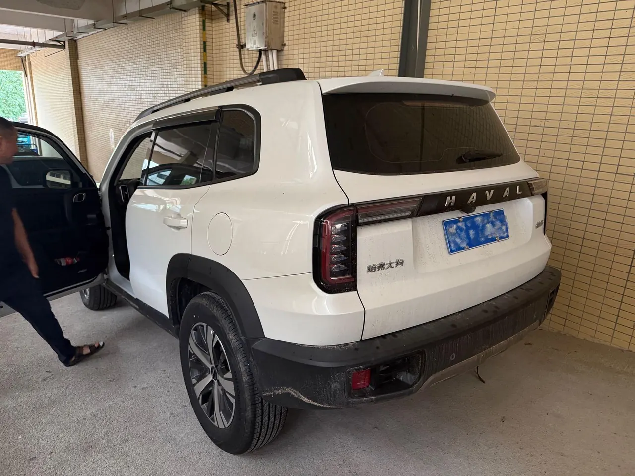 Haval 2022 big dog 1.5T two-wheel drive Labrador version automatic gear 3